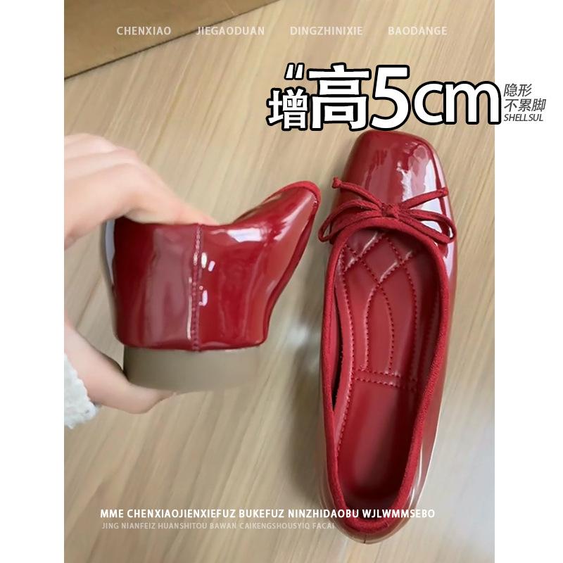 

Ноги не устают! Невидимое увеличение внутреннего роста маленький мужчина 2025 весна и лето туфли на высоком каблуке с мелким вырезом Мэри Джейн красные одинарные туфли женские 40 бордовый