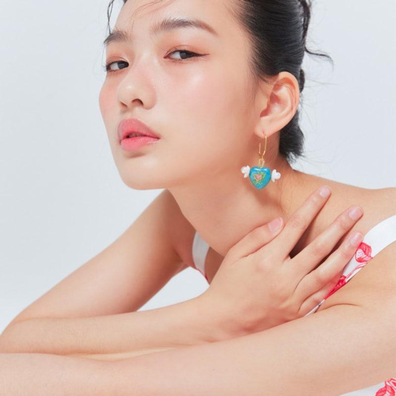 LOVUEE Blooming From My Heart Earrings