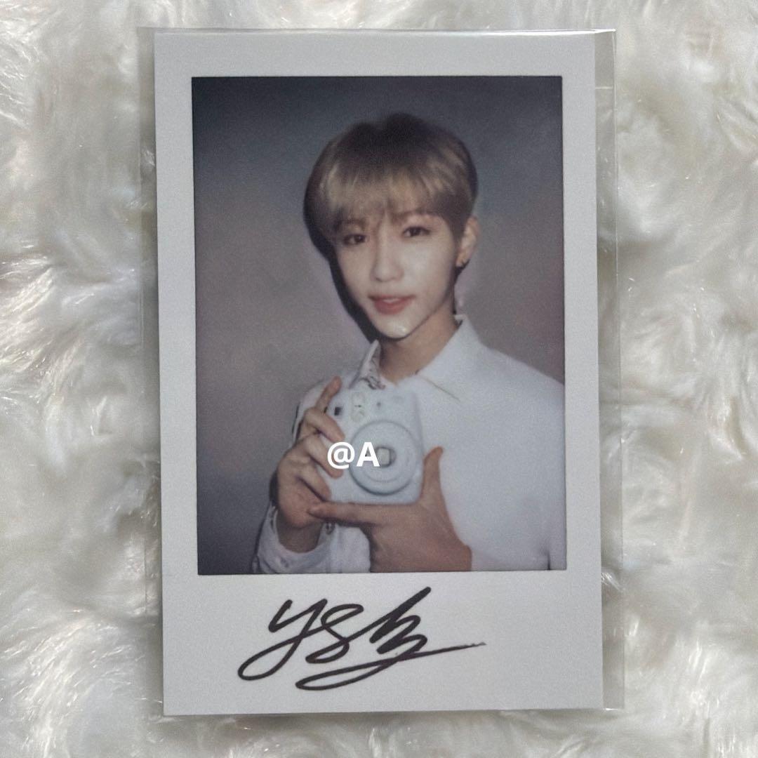 

[USED] Stray Kids Hi-stay Polaroid Felix