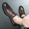 Fashion Italian New Mens Loafers Dress Shoes Wedding Genuine Leather Lace Up Mens Oxford Shoes Brogue Classic Business Men Formal Shoes