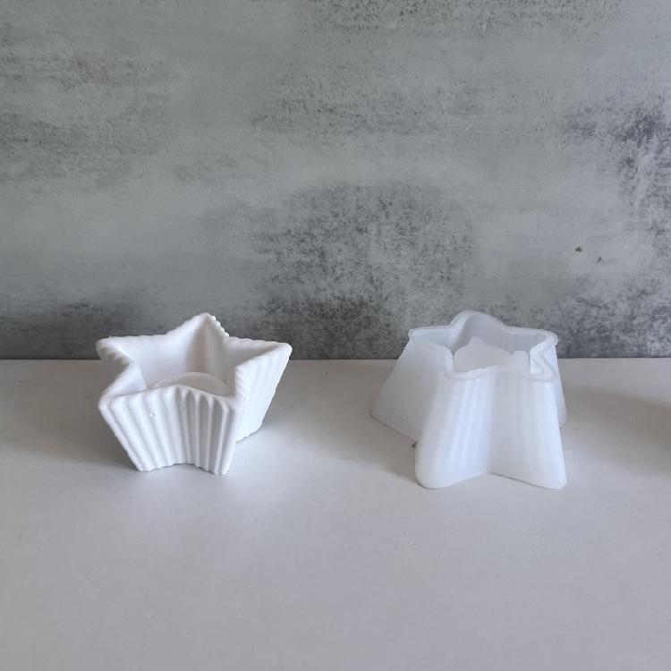 Creative Gifts Flexible Silicone Mold Versatile Striped Silicone Mold for Crafting Round and Square Candle Holder