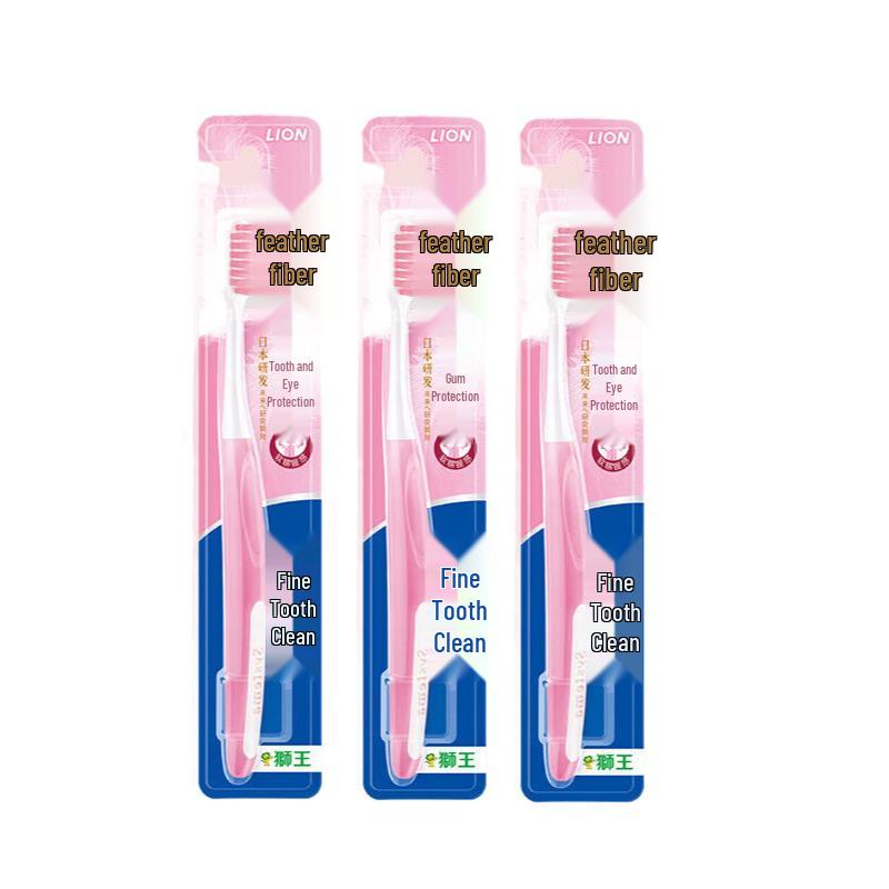 Lion Fine Tooth Clean Gum Protection Toothbrush