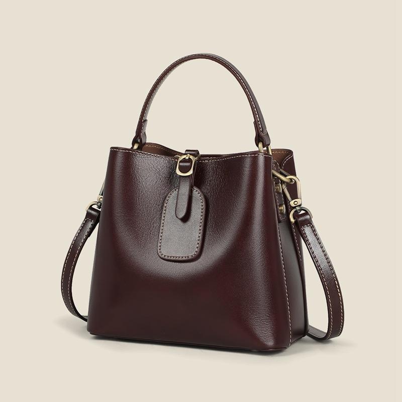 Bucket Bag Women'S Bag Autumn And Winter Leather Shoulder Handbag Large Capacity Fashion Commuter Messenger Bag
