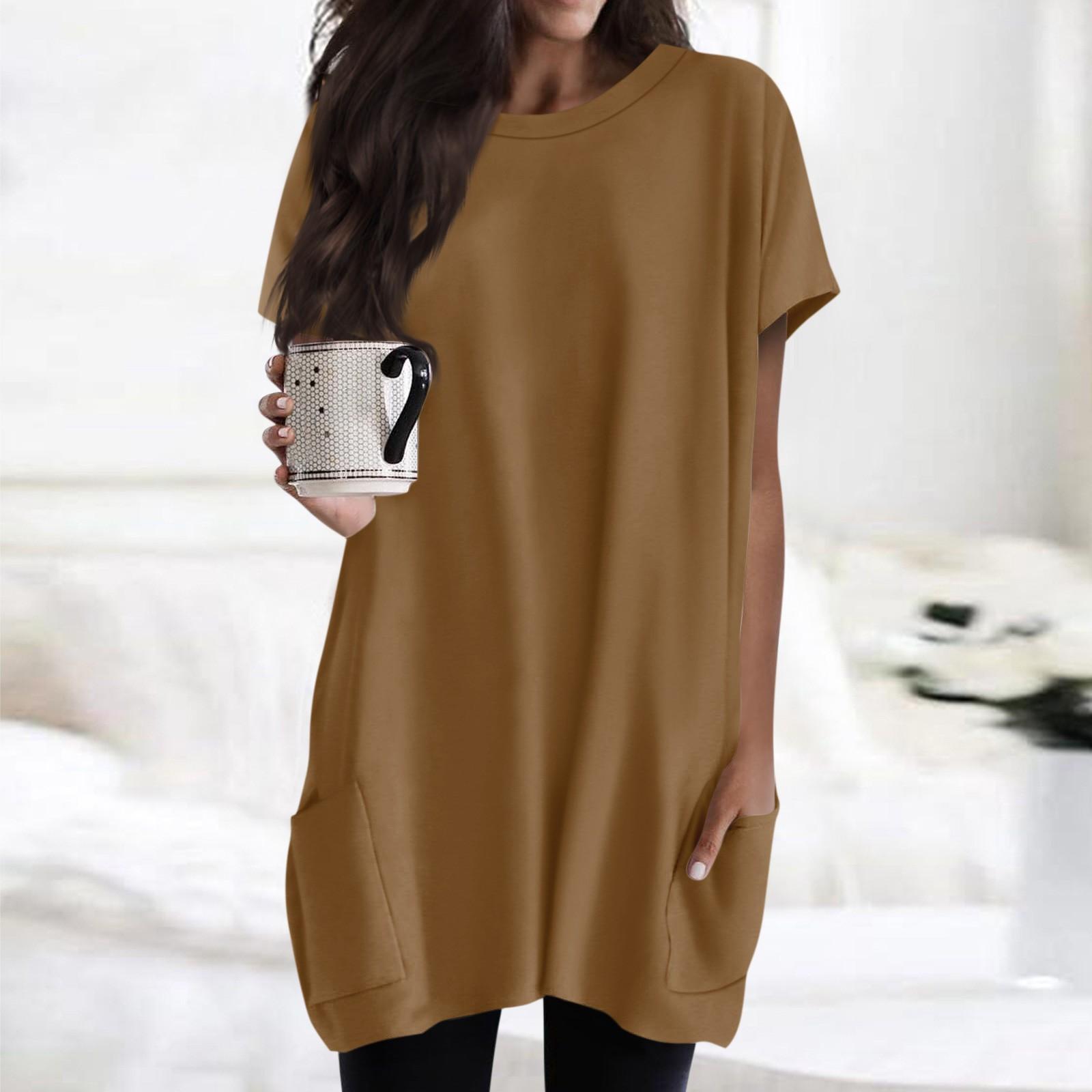 

Жіноча футболка з круглим вирізом і короткими рукавами з кишенями. Топи звичайного крою XXXL коричневий