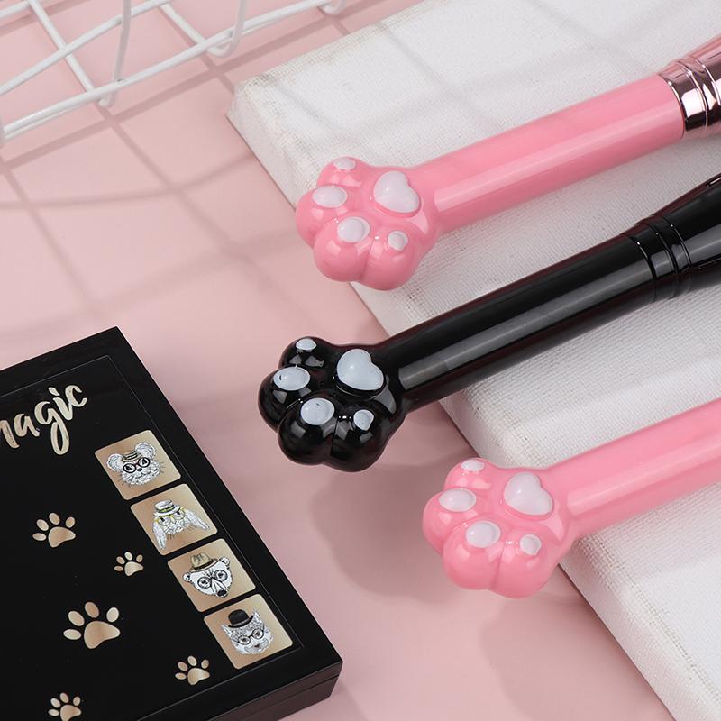 1Pc Cat Claw Girl Makeup Brush Eye Shadow Multi-Purpose Powder Brushes Portable Cosmetics Foundation Brush Make Up Tools