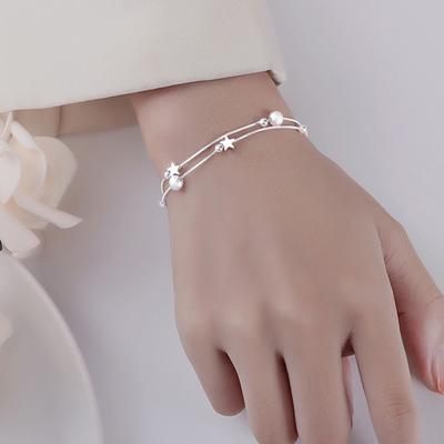 Dámský náramek Star Charms Jemný náramek se dvěma řetízky na ruce Šperky z měděné slitiny Dárek k narozeninám pro její přítelkyni maminku Manželku