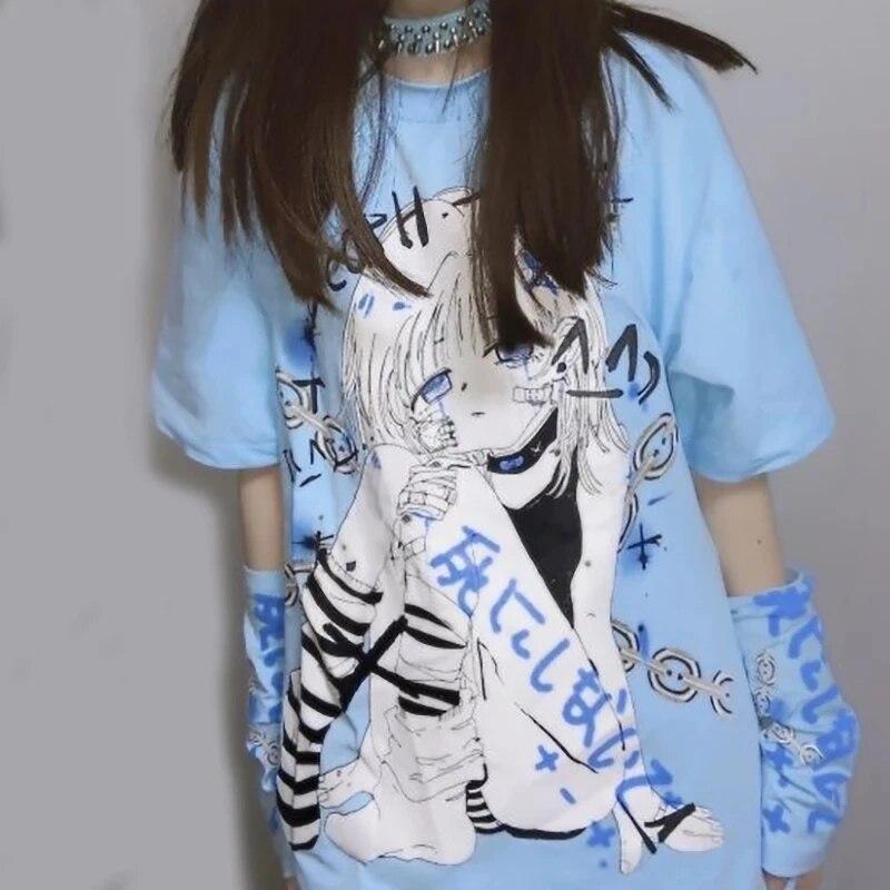 2KWEIRD Y2k Anime Grafisk T-skjorte Goth med Splitt Ermer Mote Kawaii Søt T-skjorte Dame Egirl Harajuku Topp Femme Sommer