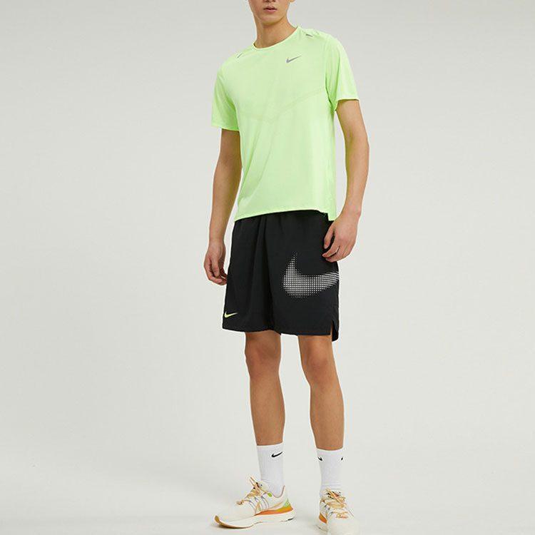 Nike T Shirts Men's Green Crew Neck Moderate Straight Fit CZ9185-358