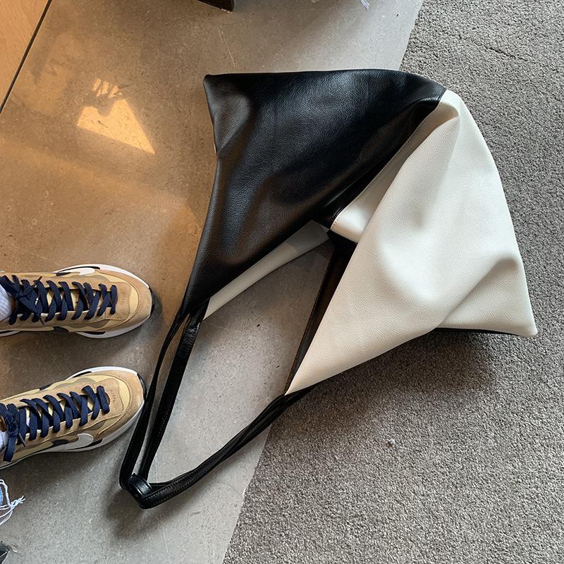 

Black And White Large Capacity Tote Bag Niche Design Pu Soft Leather Lazy Casual Trend Stitching Shoulder Bag Premium