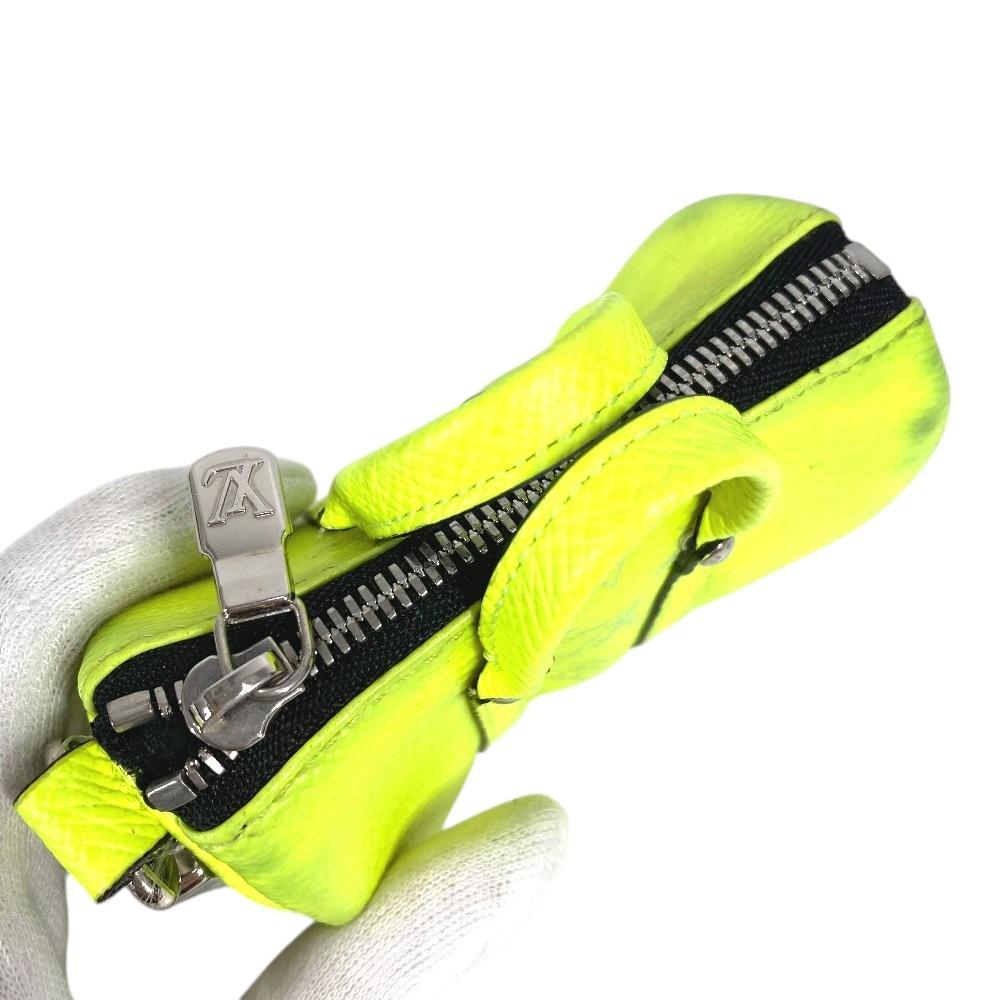 Louis Vuitton M01048 Taigalama Porte-Clés-Mini Keepall Bag Charm Key Holder