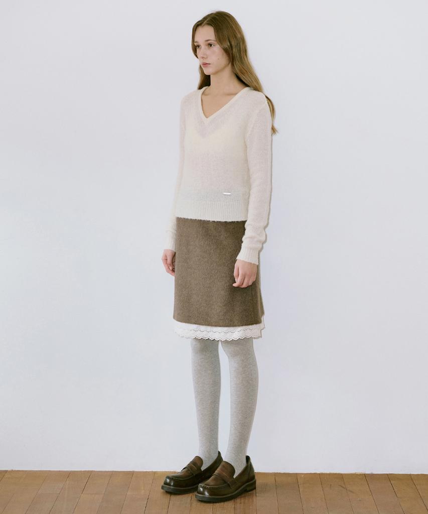 SINOON Hairy Boucle V-Neck Knit (Cream)
