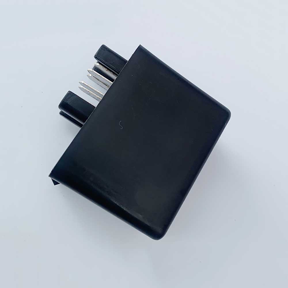 7 Pin LED Flasher Relay 38610-03F00 For Suzuki GSXR GSF SV Signal Light Blinker