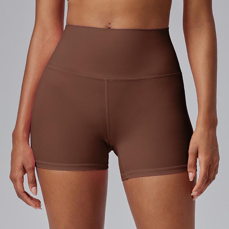 Plus Size Yoga Set: Beautiful Back, High Waist Shorts, Quick Dry Fitness Outfit