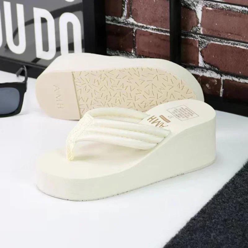 

Шлепанцы с толстой подошвой Женские летние тапочки Платформа Пляжная обувь Сандалии Однотонные Уличная одежда Женские Модные тапочки 40 бежевый