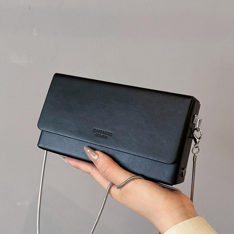 

Модная женская универсальная маленькая сумка кроссбоди 2024 года - летняя сумка-тоут и квадратная сумка на плечо чёрный