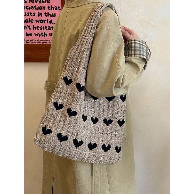 Korean Love Woven Bag New Large-capacity Lazy Shoulder Bag Niche Design Commuter Tote Bag