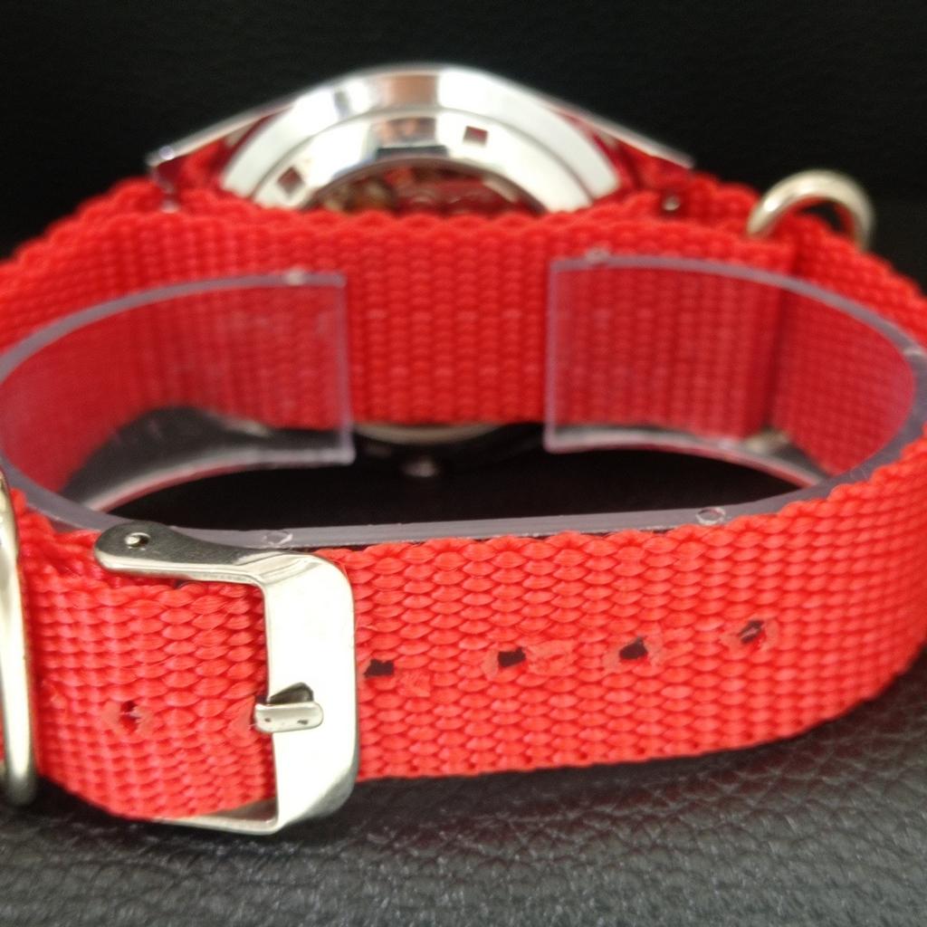 REFURBISHED SEIKO 5 AUTOMATIC 6309A VINTAGE JAPAN MENS RED DIAL WATCH a442242-1