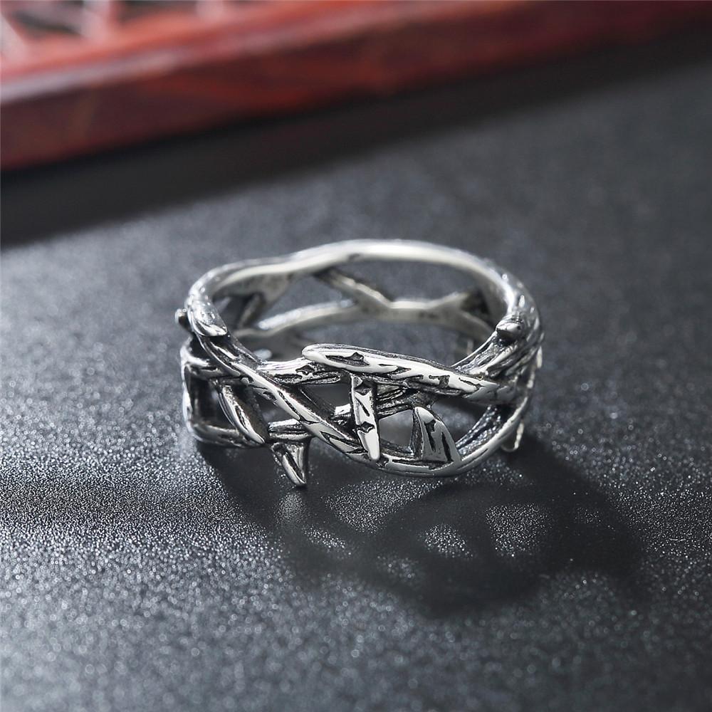 2026 European and American Jewelry Personalized Retro Jesus Thorns Crown Jewelry Accessories Ring