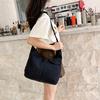 Retro versatile lazy tote bag women's large-capacity lightweight cloth bag shoulder messenger bag casual commuter bag