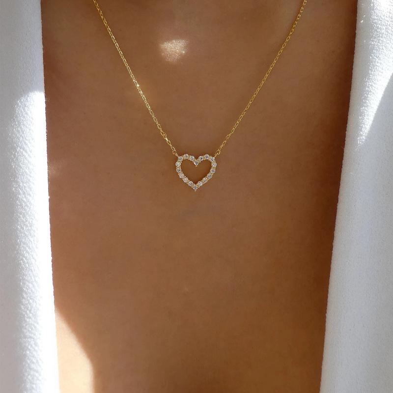 

Love Alloy Necklace European and American Jewelry Versatile Diamond Clavicle Chain Women s Water Wave Chain Necklace