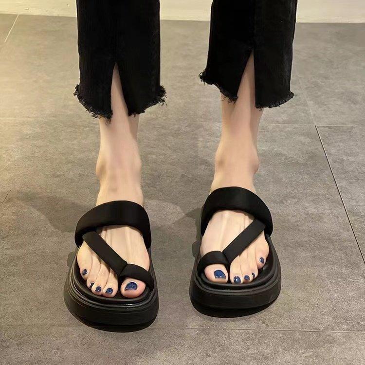 

Летние сандалии с перемычкой для женщин 2024 новые универсальные женские пляжные туфли на плоской подошве женские туфли на платформе повседневная мода женская обувь прилив 37 чёрный