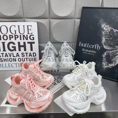 Nuovi modelli sottili in rete della stagione sono adatti a tutti i tipi di altezza scarpe da ginnastica dad da uomo e da donna estive nuove con design traforato suola spessa suola spessa scarpe sportive