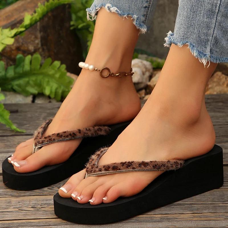 Fashion Leopard Faux Fur Wedge Flip Flops for Women Summer Beach Slip On Flat Slippers Female Stylish 2025 Eva High Heel Slides Mujer