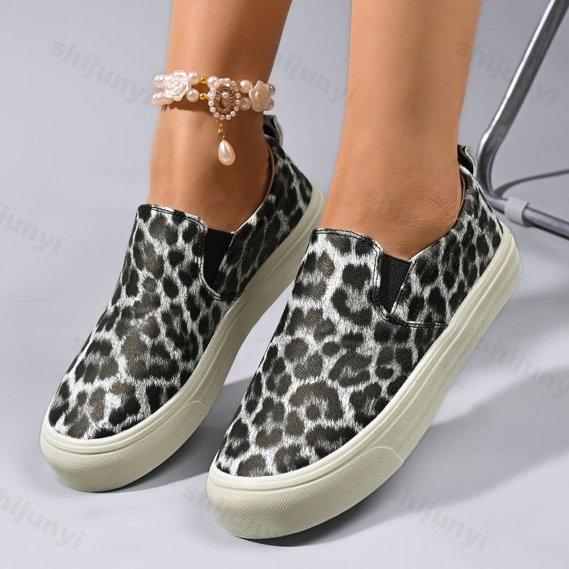 Fashion 2025 Autumn New Style Fashion Leopard Print Shallow Mouth Casual Shoes for Women Versatile Comfortable Thick Soled Single Shoes