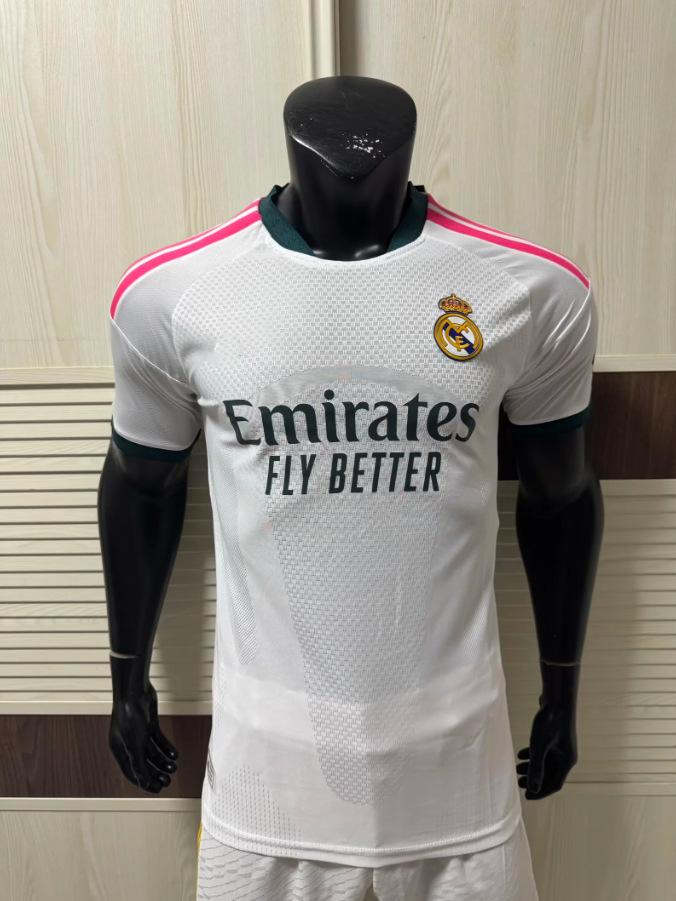 26 New Players Short-sleeved Football Uniforms Cote D'Ivoire Chelsea Arsenal Brazil Dotte Manchester City American Jerseys