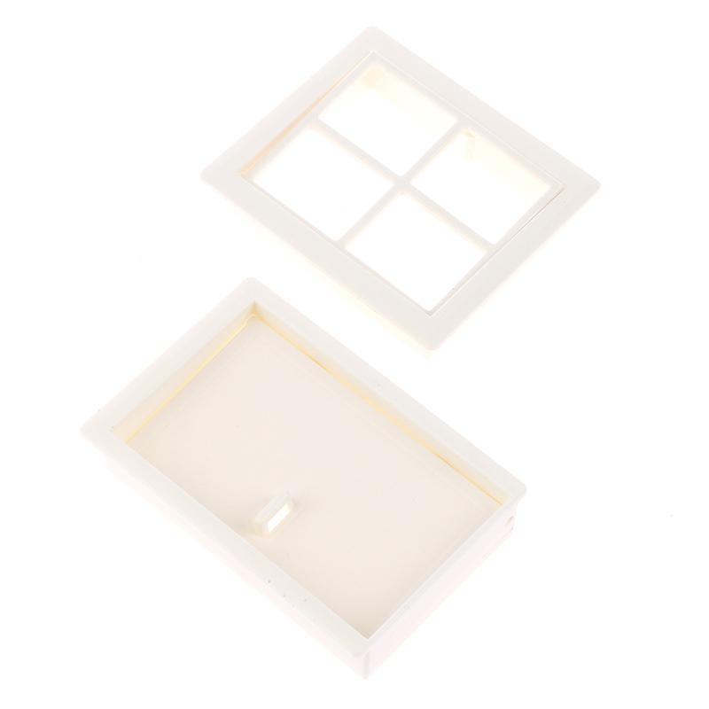 Mini dom, willa, plastikowe drzwi i okna, modelowanie i dekoracja domu