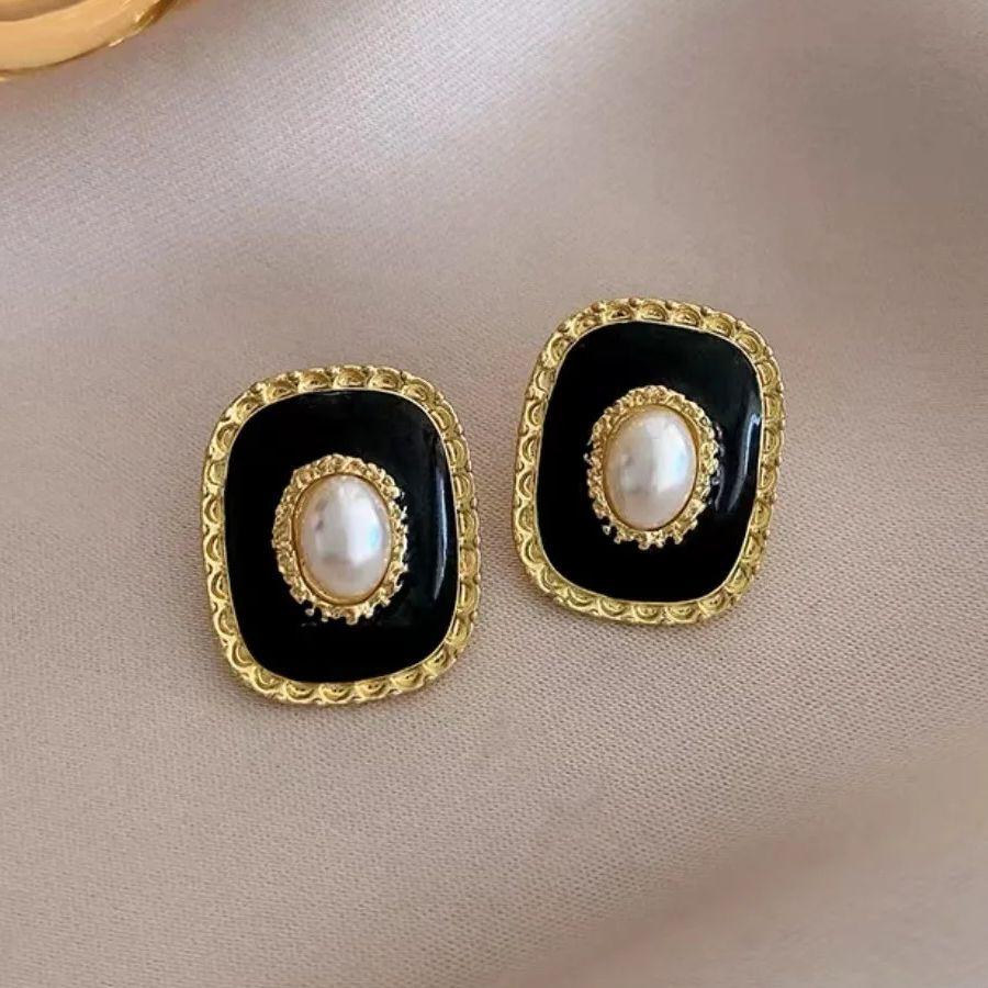 New Square Black Enamel Oil Stud Earrings for Women Party Elegant Oval Imitation Pearl Charms Earrings Vintage Trendy Jewelry