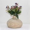 Praktische dekorative Vase aus Paulowniaholz, vielseitiges Wohnaccessoire und stilisierter Akzent