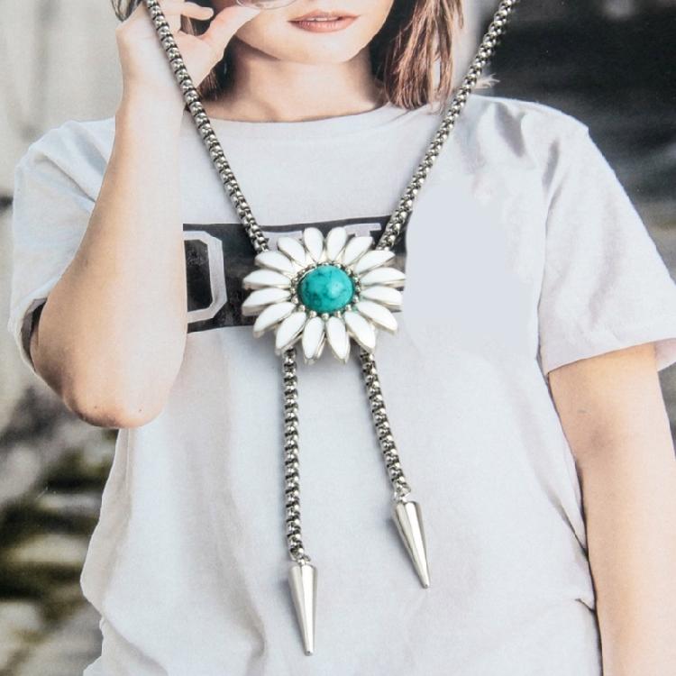 Bolo Tie Necklace for Teenage Girls Cool Chokers Daisy Jewelry Neck Chain