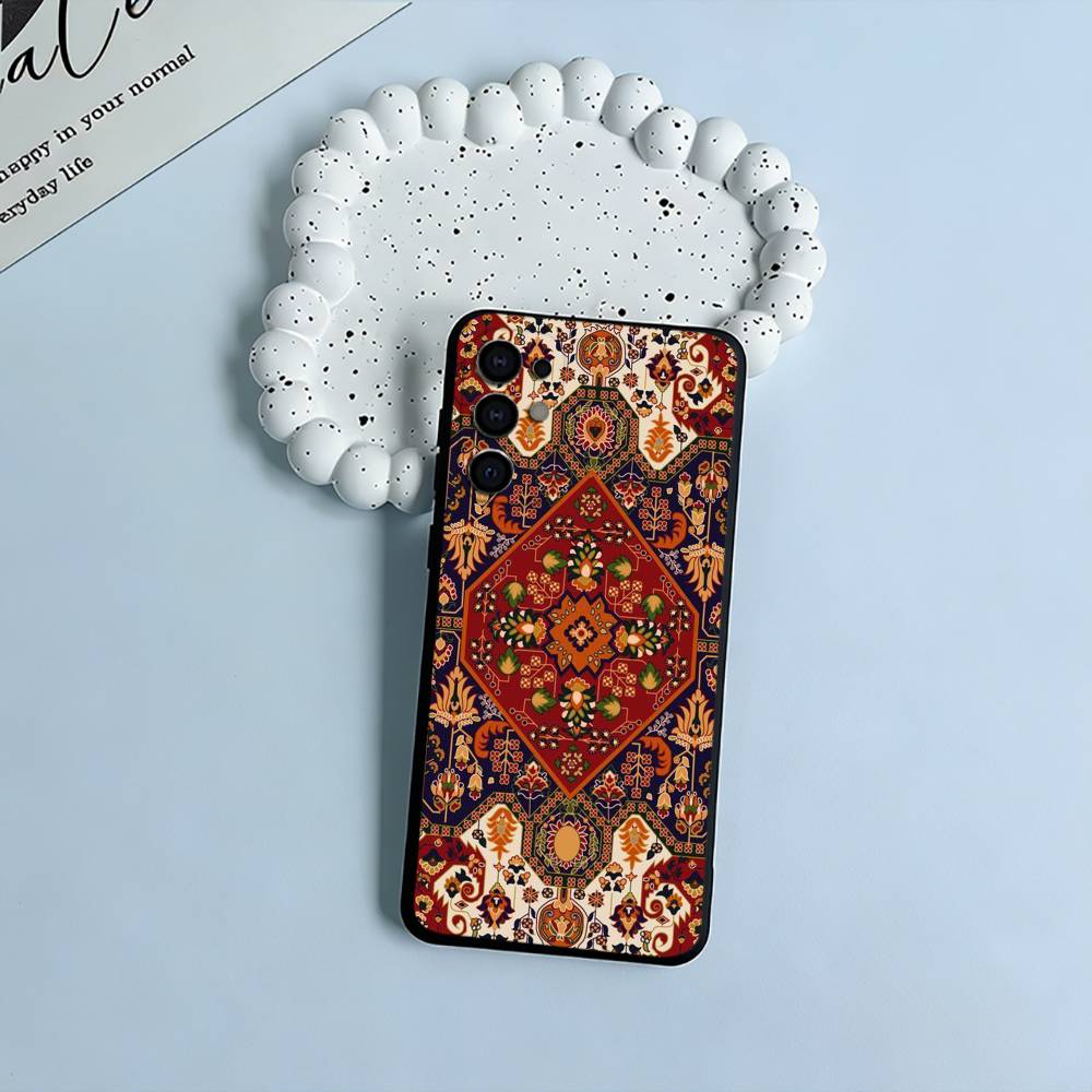 Persian Carpet Floral Pattern Black Soft Silicone Phone Case for Samsung S25, S24, S21, S22, S23, S30, Ultra, S20, Plus, Lite