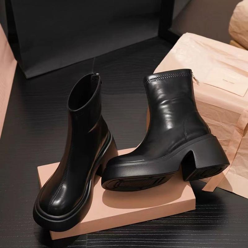 Thick Soled High-heeled Boots Women's Autumn Winter New Style  Simple Comfortable Wear-resistant Versatile Short Boots