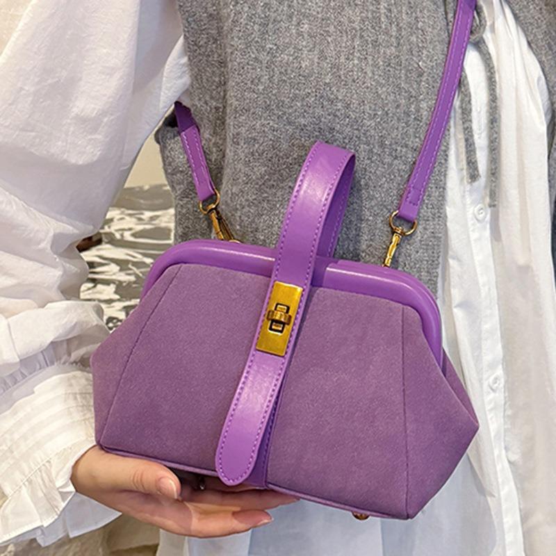 Autumn new small bag texture fashionable portable clip shell bag simple shoulder messenger women's bag