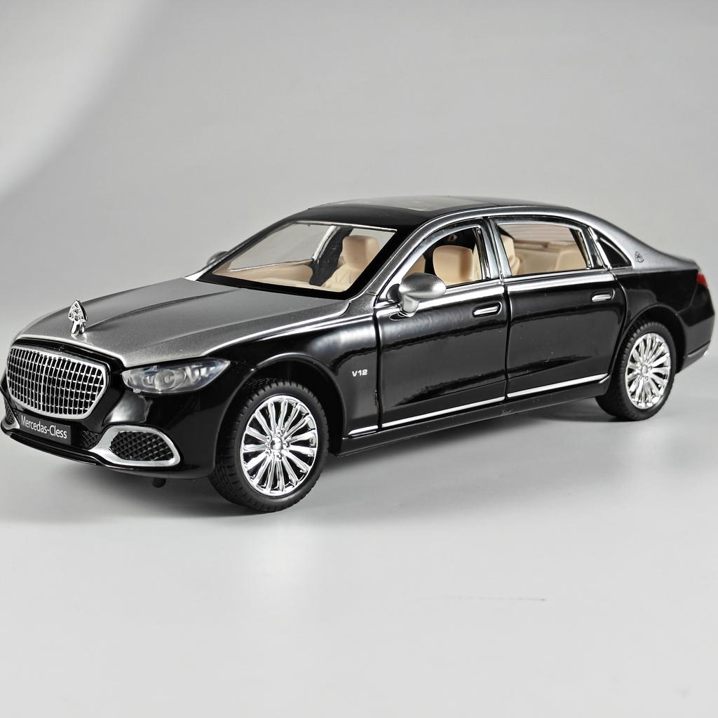 1:24 Mercedes Benz Maybach S680 Luxury Limousine Alloy Diecast Metal Model Sound & Light Children Toy Collection Hobby Boys Gift