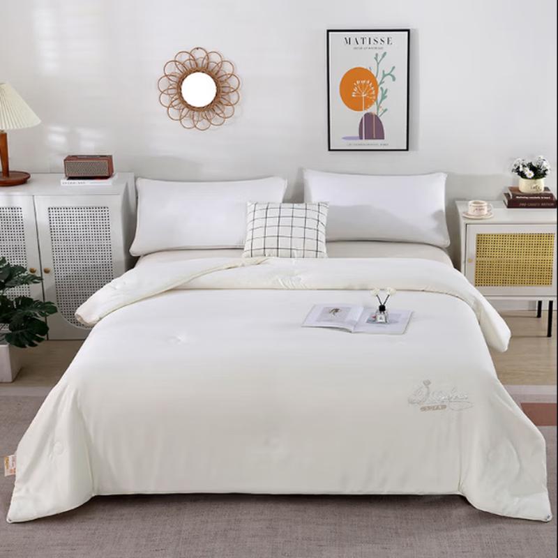 Jin Que Xiang Soybean Fiber Quilt