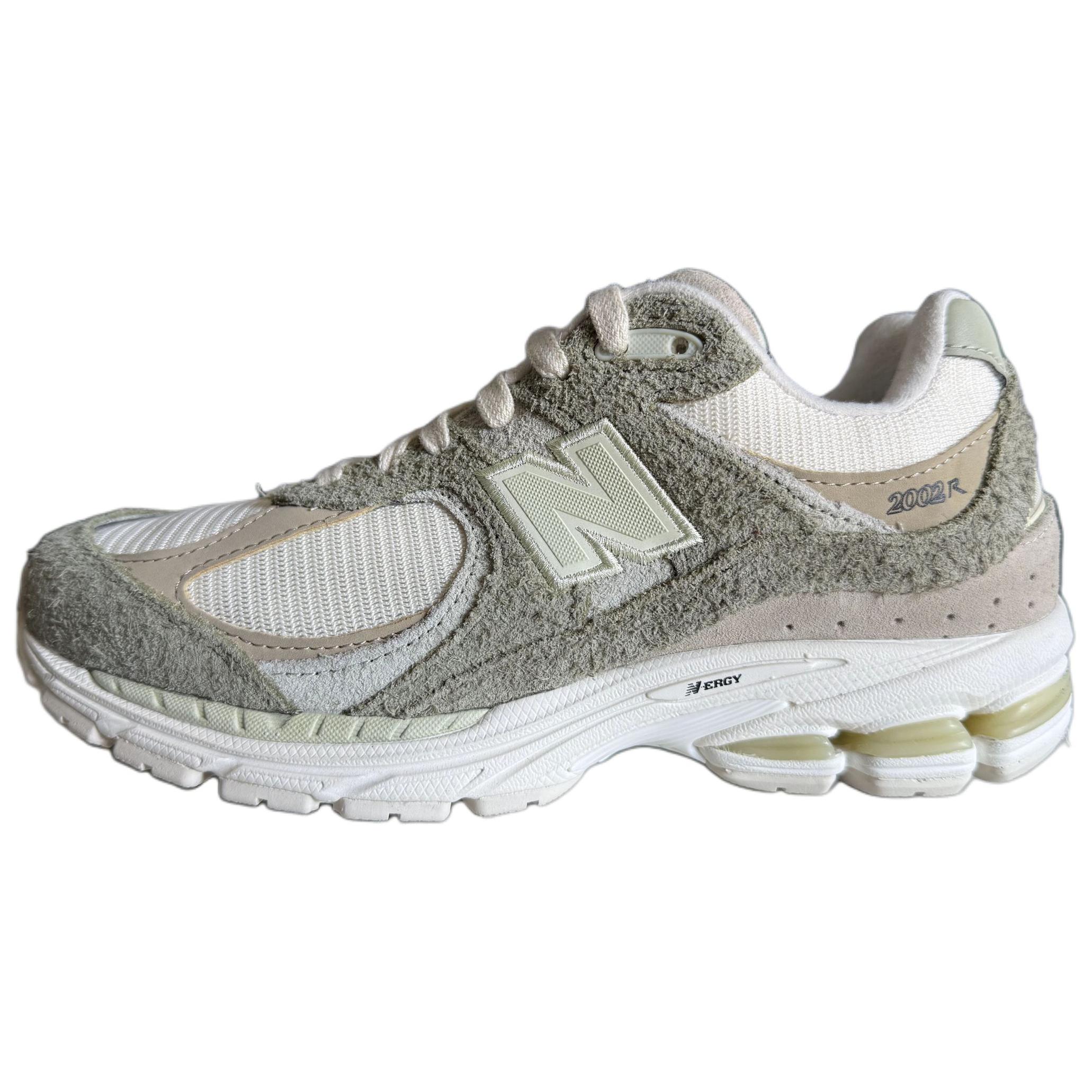 New Balance 2002R Grey Brown M2002RCO EU 37.5