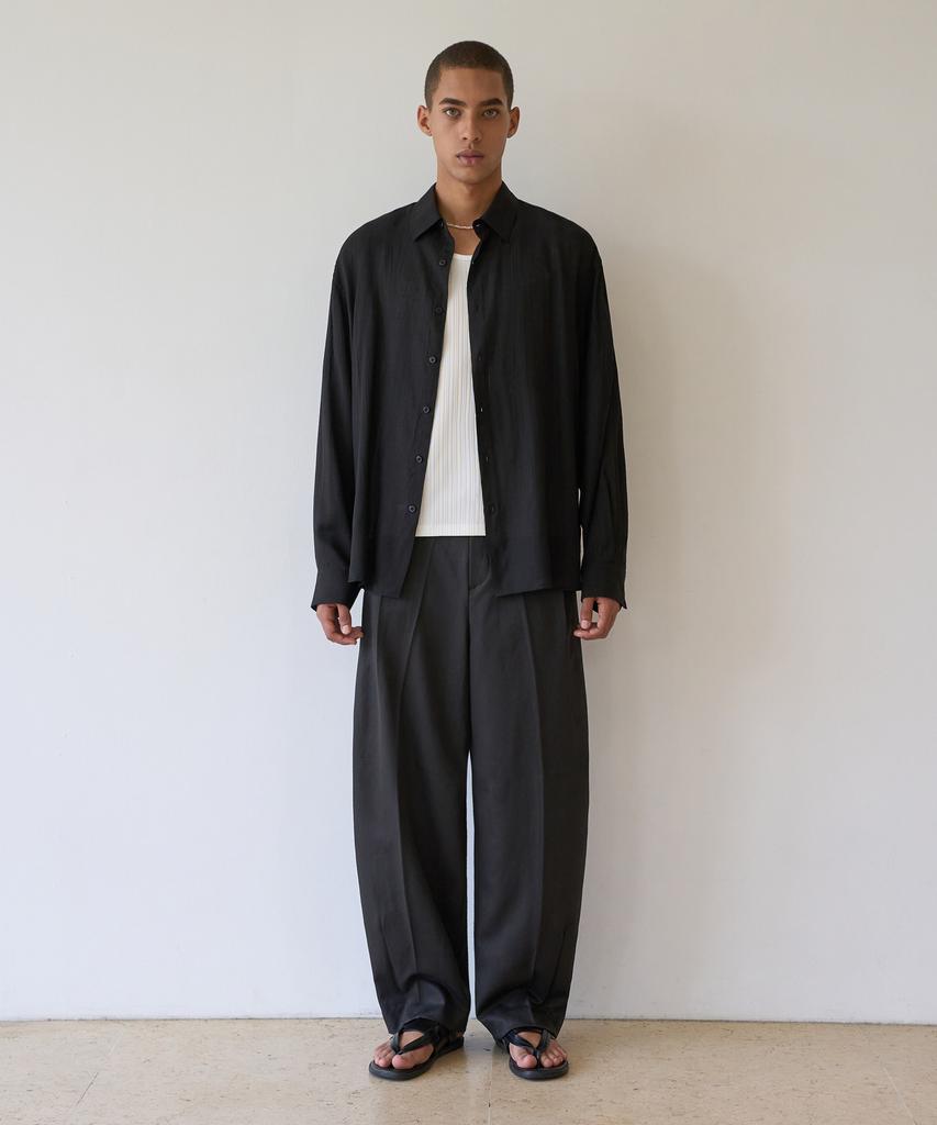 TRIP LE SENS Relaxed Pleated Slacks_Black