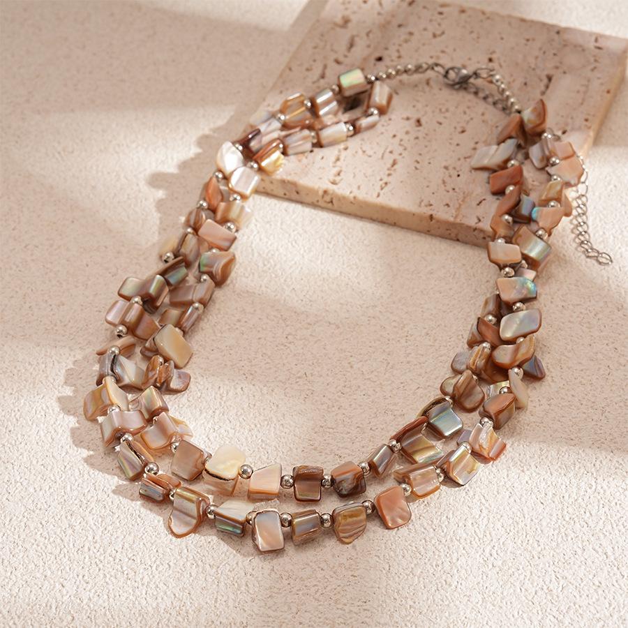 

Retro Double-Layer Imitation Pearl Clavicle Necklace for Women