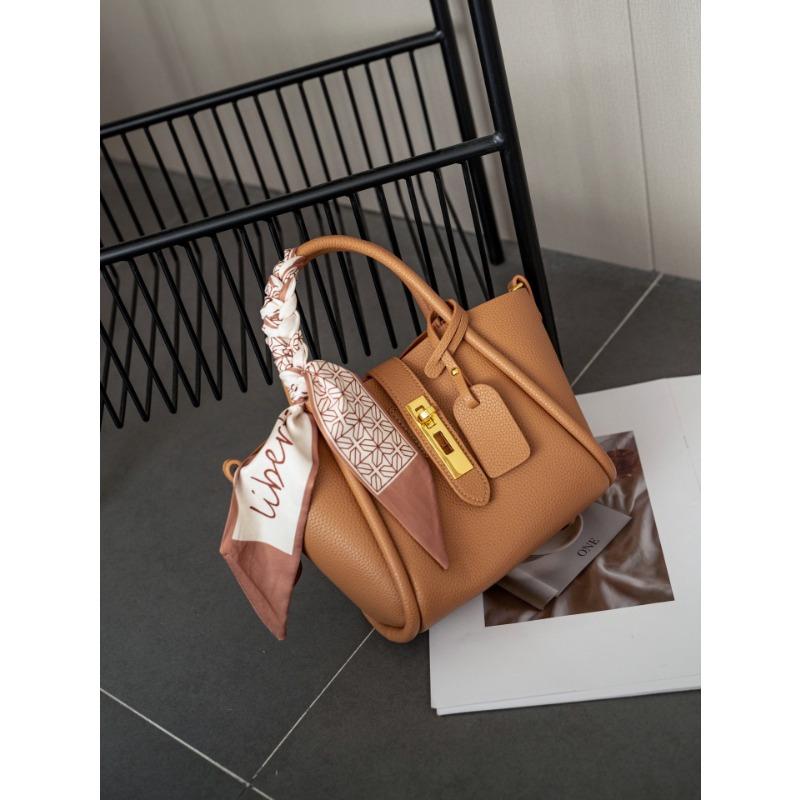 Spring and Summer Leather Vegetable Basket Hand Bucket Bag Women's Leather Crossbody Bag Shoulder Women's Bag Scarf