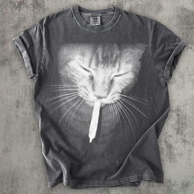 Vintage Smoking Cat T-shirt, Funy Cats Tee, 90s Retro Graphic Tshirt, Unhinged Clothes, Meme Shirt, Weird Shirts, Gift for Her Him