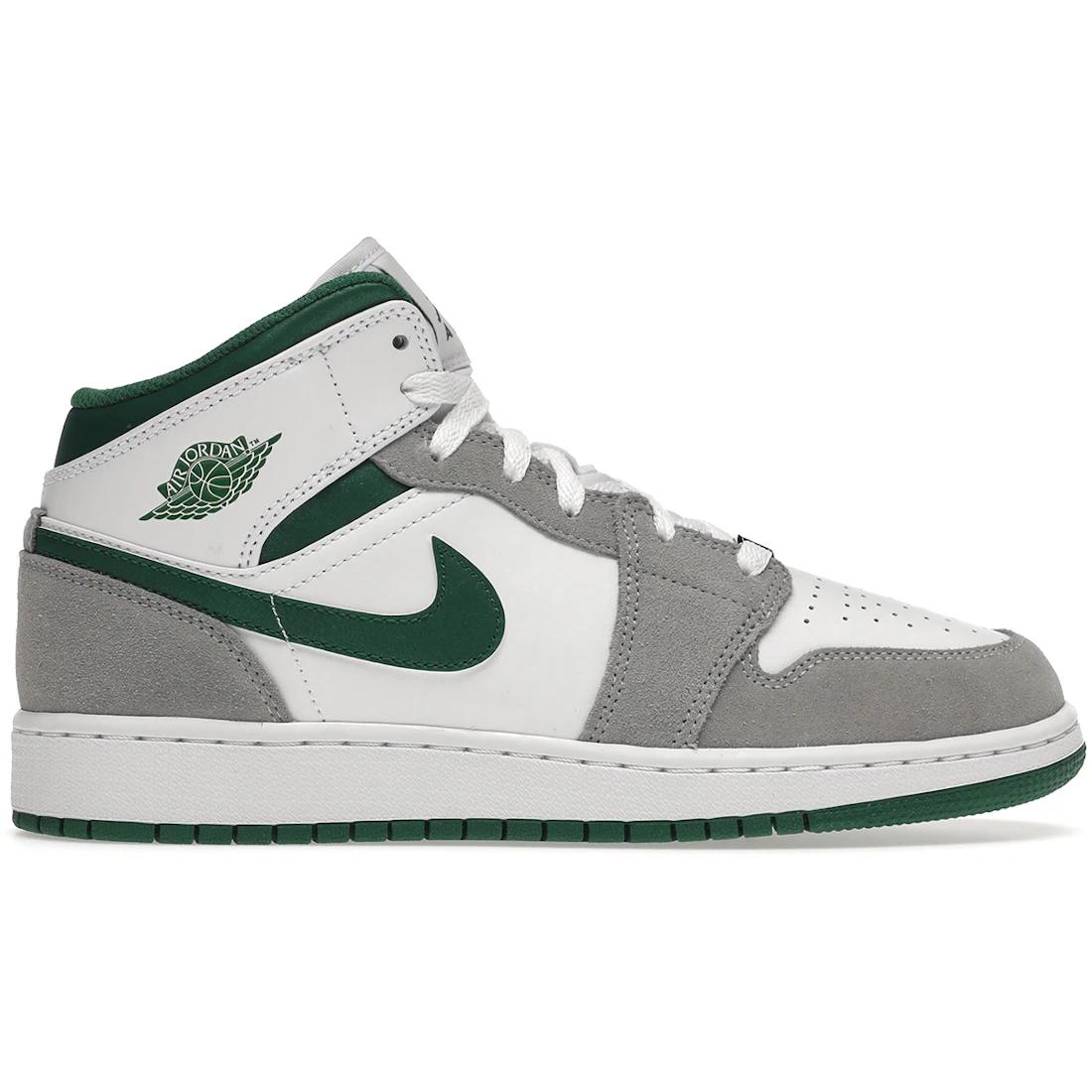 

Sneaker Jordan 1 Mid SE White Pine Green Smoke Grey (GS)(DC7248-103) 39
