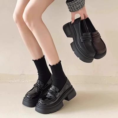 Sapatos fechados – Sapatos fechados
