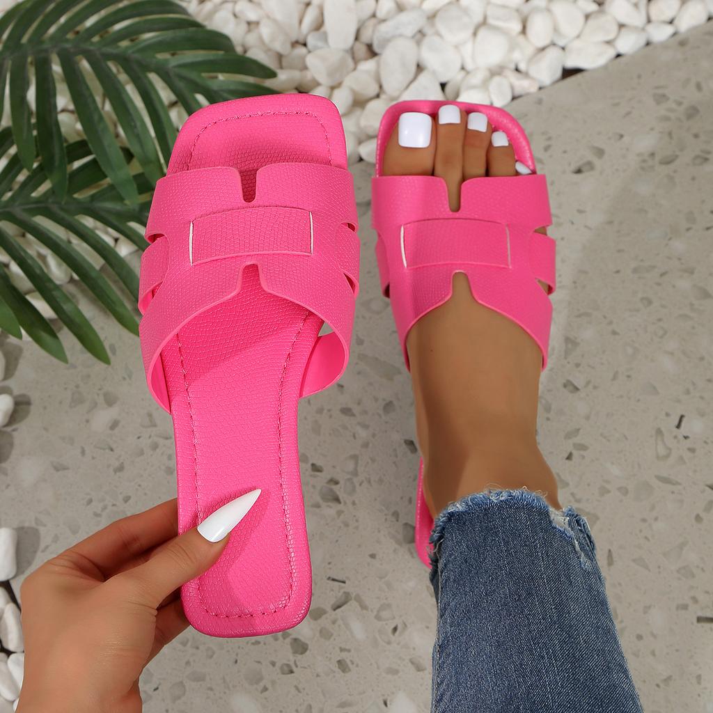 European and American Plus Solid Color Lightweight Flat Slippers for Women's Outdoor Wear, Beach Sandals