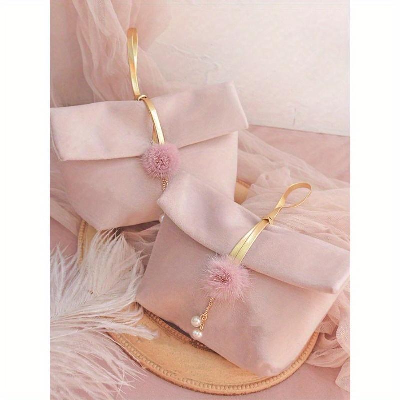 

1 шт. 5 см*15,5 см*9,5 см Декоративный подарочный мешочек из полиэстера с искусственным жемчугом и помпоном, Мешочек для хранения ювелирных изделий, Косметичка для путешествий, Розовый мешочек для подарочной упаковки one-size розовый