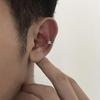 Painless Men's Ear Cuff: Vintage Chic, Niche Design, No Piercing Required