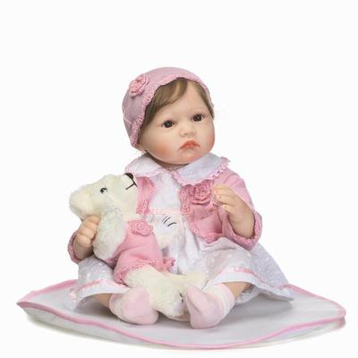 Bambole e peluche – Bambole