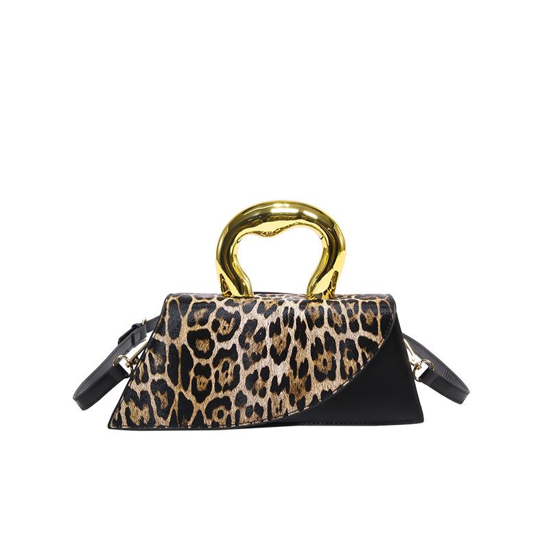 Autumn leopard print bag women's 2025 new Korean version of fashion plaid texture foreign style versatile portable messenger small square bag